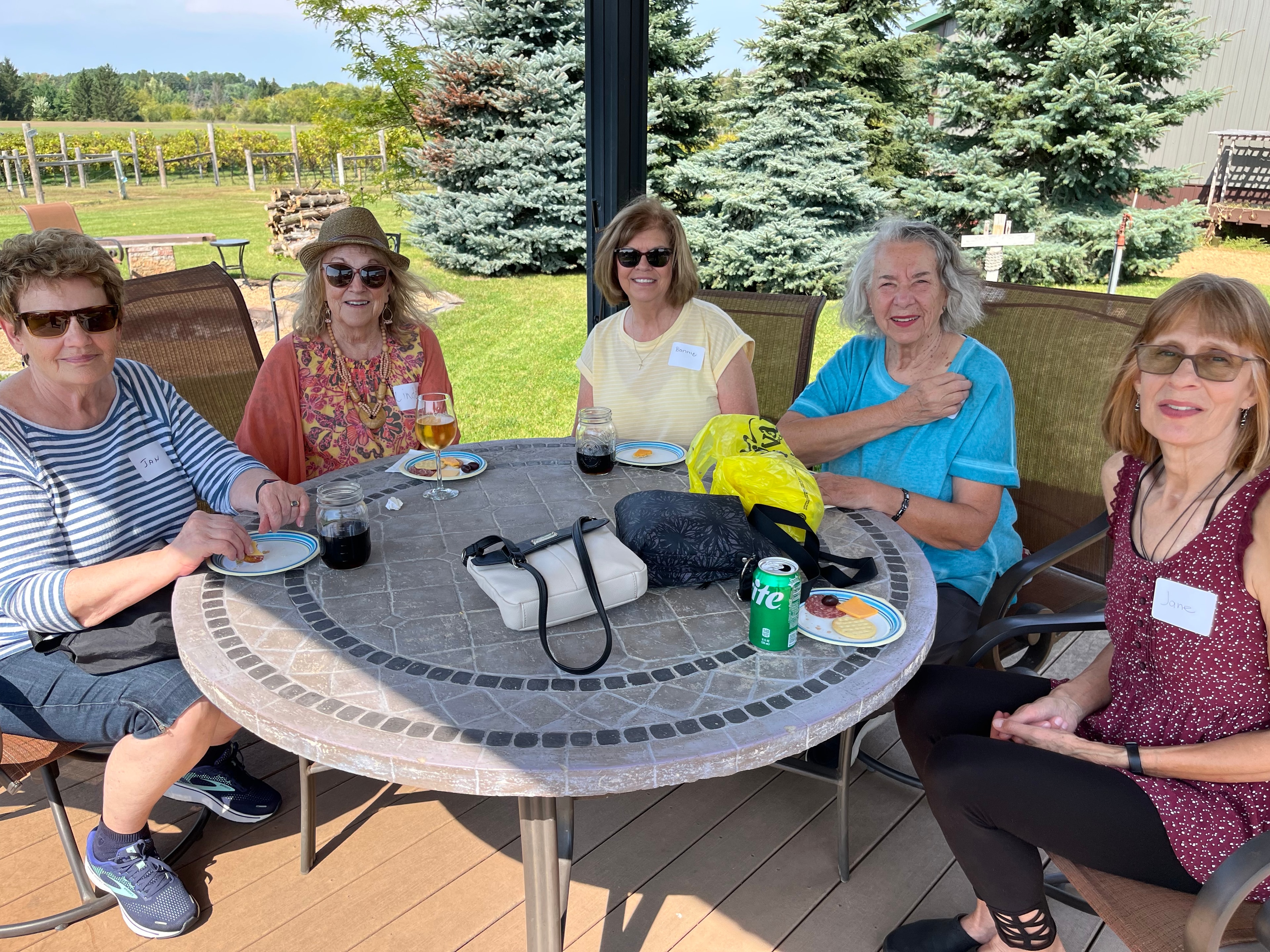 570 Coulee community